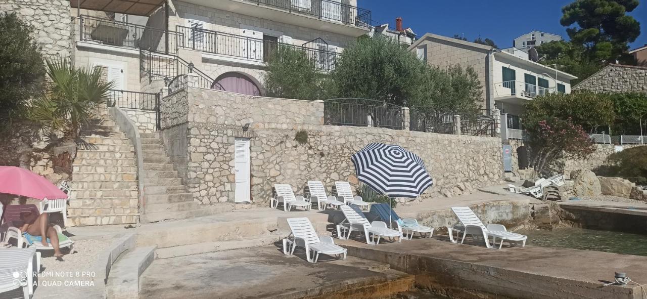 Apartment On The Beach Lokva Rogoznica Exterior photo